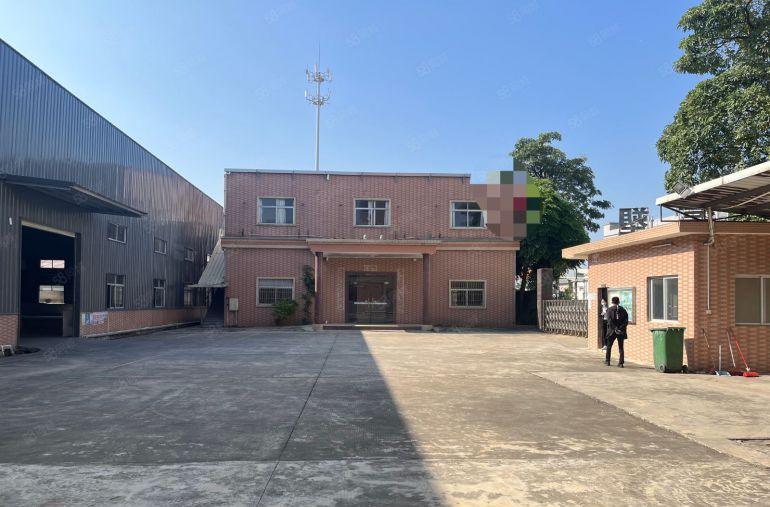 谢岗新出原房东独院，带独立办公室适合五金机器设备重工业塑胶等