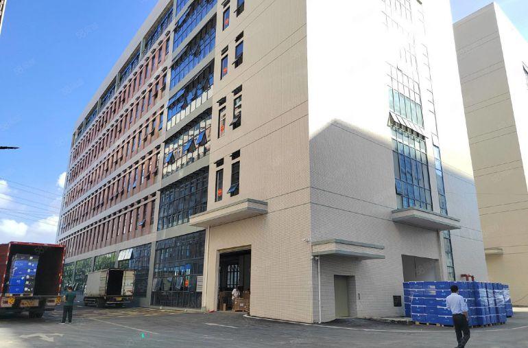 谢岗镇楼上8元厂房 2000平全新工业园原房东红本厂房出租