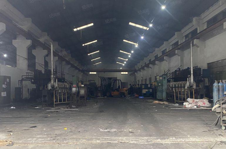 谢岗镇砖墙到顶单一层厂房面积9500平方，滴水10米，带行车