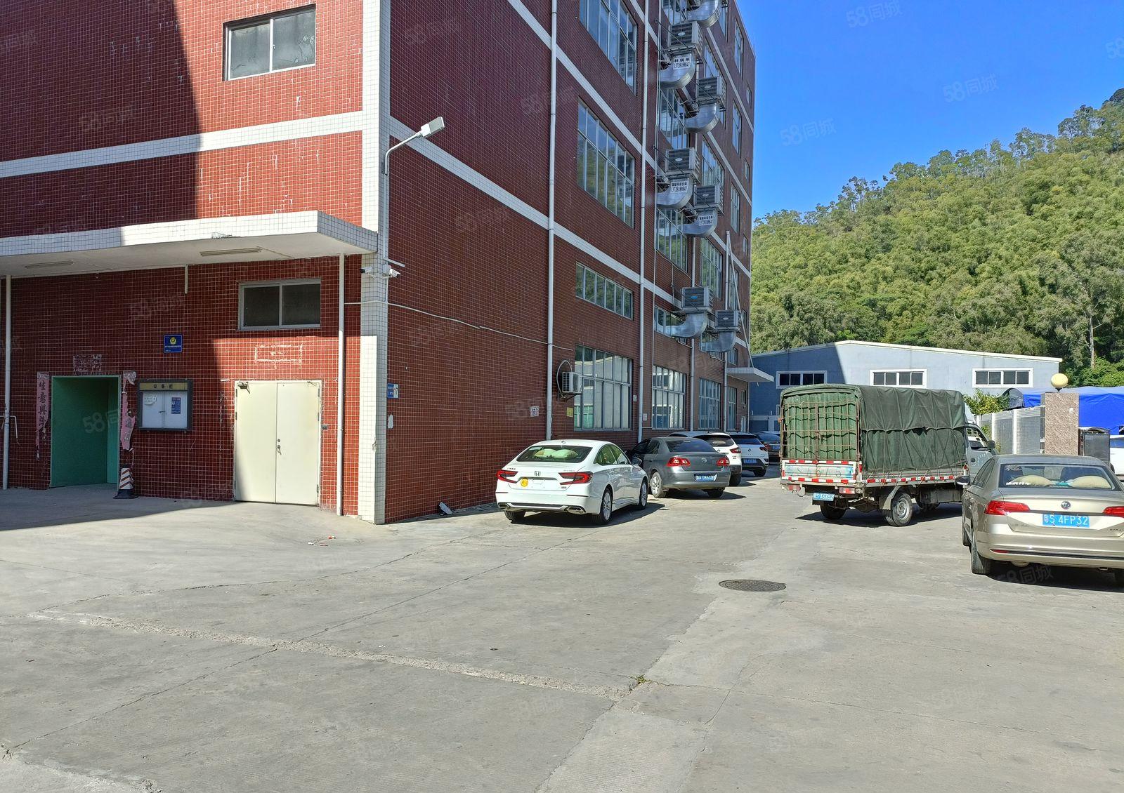 谢岗镇原房东厂房出租1300平方实际面积水电齐全低价急租