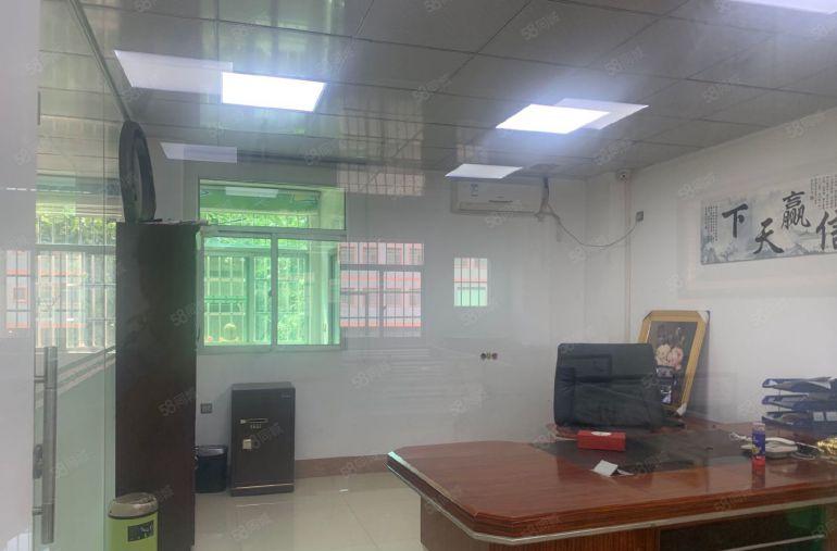 谢岗曹乐原房东临近高速口常平桥头高度12米有航车办公室装修