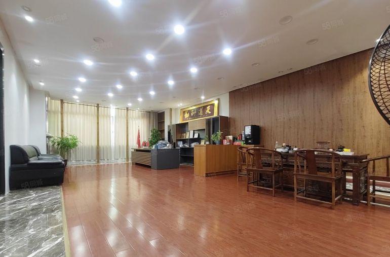 东莞独门独院2层厂房，一楼六米，带装修厂房出租