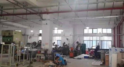 凤岗天堂围西旺工业区出租带行车注塑模具五金厂房2000平