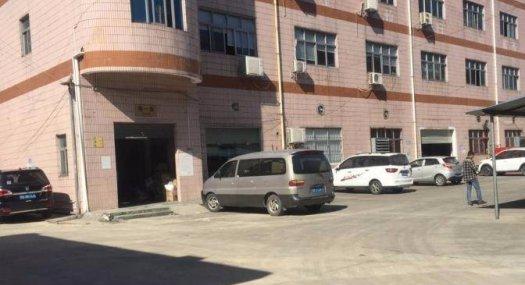 凤岗靠近深圳观澜出租楼上水电到车间厂房1250平方