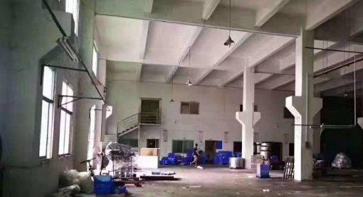 清溪谢坑独院厂房出租一楼8米高带牛角2000平空地大