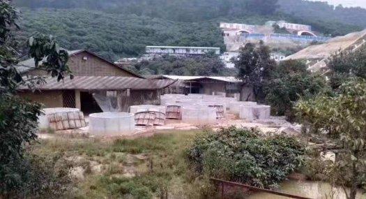 租5块每平 凤岗镇黄洞农庄出租14000平有现成水电合同5年