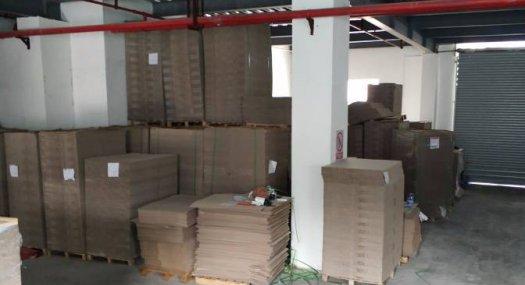 凤岗浸校塘工业区一楼仓库厂房出租700平 带有隔热层