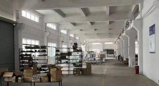 长安原房东大院子标准单层厂房出租 合同9年 电可过户