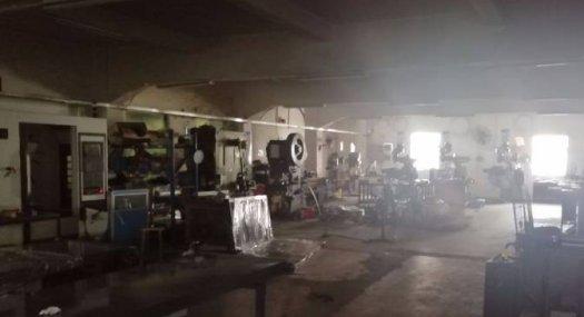 凤岗油甘埔五金 设备 塑胶厂房出租500平 面积实在