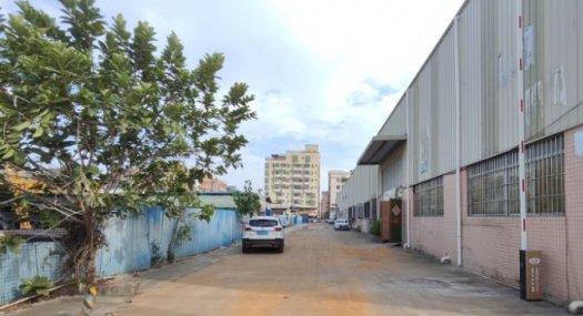 东莞市东城街道温塘工业区5300平方单一层独门独院钢结构厂房出租，高度10米，消防喷淋，可做生产加工，仓储物流