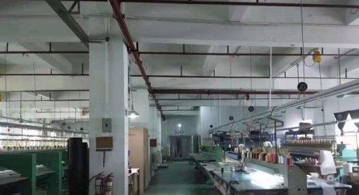 凤岗天堂围出租楼上带装修适合手袋配件玩具电子厂房