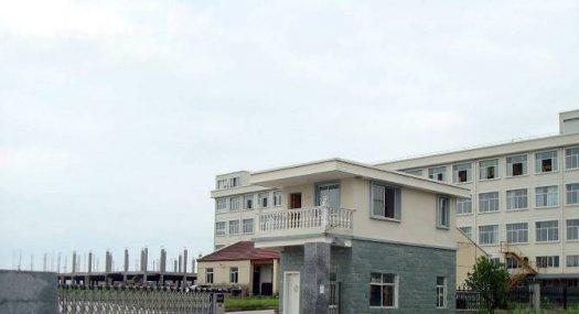 东莞市清溪镇７６００平方米楼上仓库出租