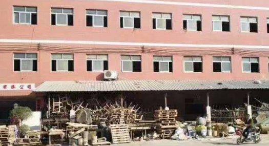 凤岗镇竹塘出租楼上带吊顶适合各轻行业1400