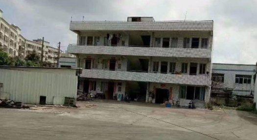 凤岗靠近龙岗独门独院钢构厂房出租4000平空地超大免费用