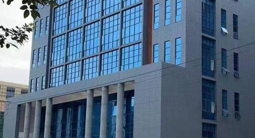 东莞市寮步12000㎡ 厂房租售层高7.5米 配电1000KVA 独院 有蒸汽 有燃气 可环评 可分租