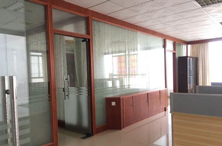 东莞黄江小型办公室250平小型厂房