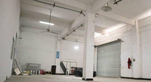 大朗松山湖旁独栋2梯3层小厂房出租，大车进出方便