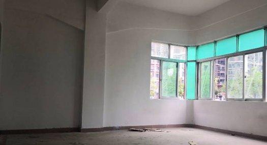 凤岗五联二楼厂房出租1000平，位置佳随时拎包入驻