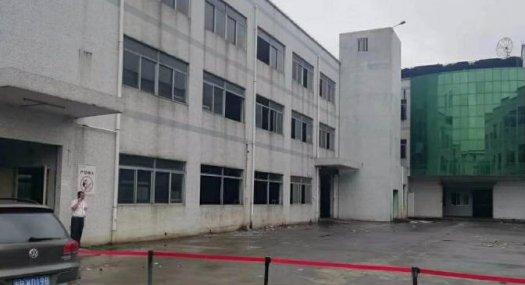 凤岗雁田模具 塑胶 五金厂房出租1600平主线到车间