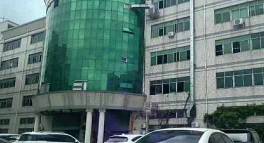 凤岗雁田碧湖大道一楼带行车厂房出租1200平不用转让费