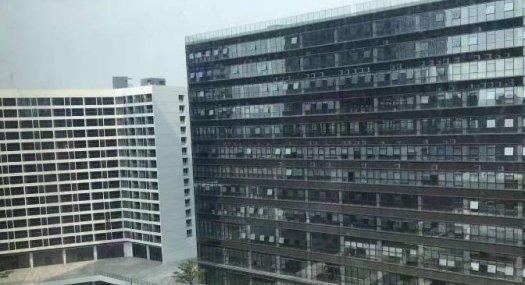 东莞松湖芯·50年红本厂房2200㎡ 出售