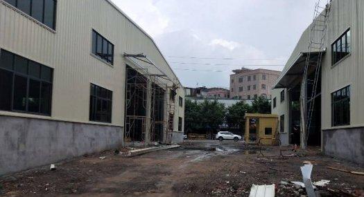 凤岗天堂围单层钢结构出租5900平可分租适合模具五金钢材破碎