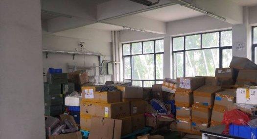 凤岗竹塘临近清溪出租楼上拎包入驻水电齐全厂房650