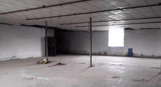 凤岗镇竹塘出租楼上带吊顶适合各轻行业1400