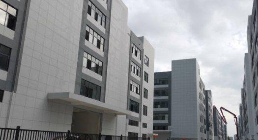 佛山高明 更合镇小洞工业区5000㎡ 厂房出售层高7.5米 配电300KVA 独院 有燃气 可环评