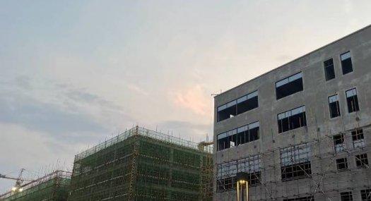 佛山顺德 东风工业区路旁2500㎡ 厂房出售层高7.9米 独院 有燃气 可环评