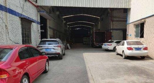 佛山市罗村务庄工业区4100平方带牛腿厂房出租（大小可分租）