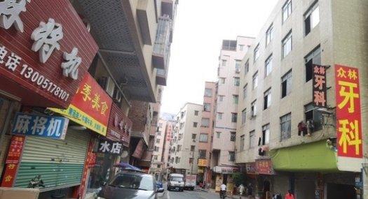 广州白云 萝岗加石路19号890㎡ 厂房租售层高4.2米 配电280KVA 独院 可分租