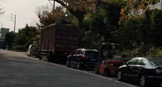 广州花都 狮岭镇龙泉西路11号7800㎡ 厂房租售层高5米 配电400KVA 独院 可环评 可分租