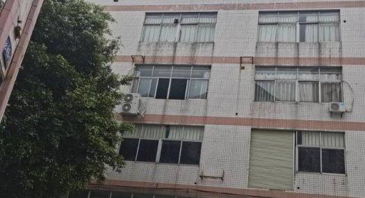 广州白云 人和镇安置区达贤街3500㎡ 厂房租售配电200KVA 可环评