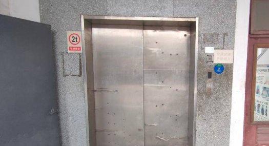 广州花都 精益大酒店附近工业厂房8800㎡ 砖混厂房租售层高4.2米 跨度85米 配电310KVA 独院 可环评