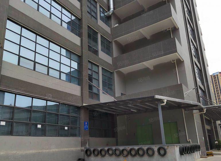 10元，三栋数码园7楼4000平米原房东厂房出租（可分租）