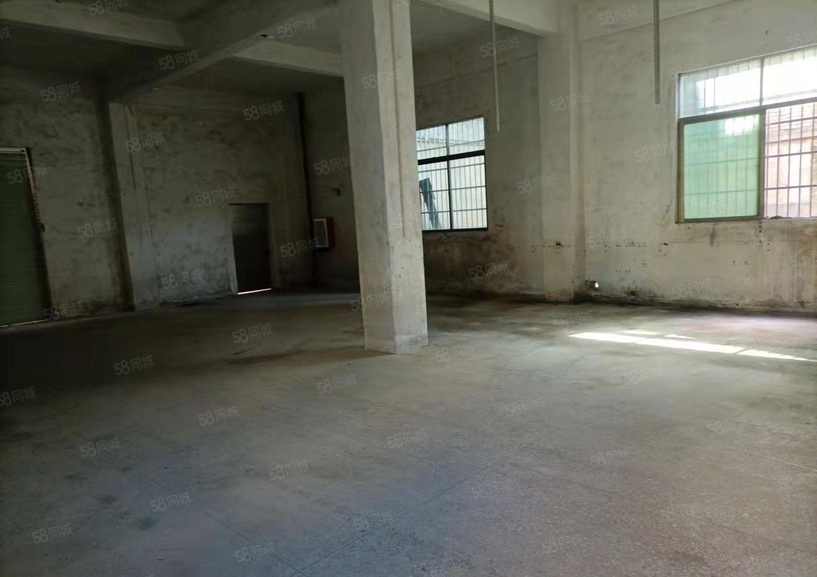 小金口柏岗原房东独门独院厂房，三层，共1650平方，价格超低