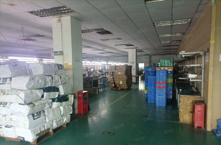 ~~~~~龙湖中心厂房2楼1800平~~~直租~~~~~~~