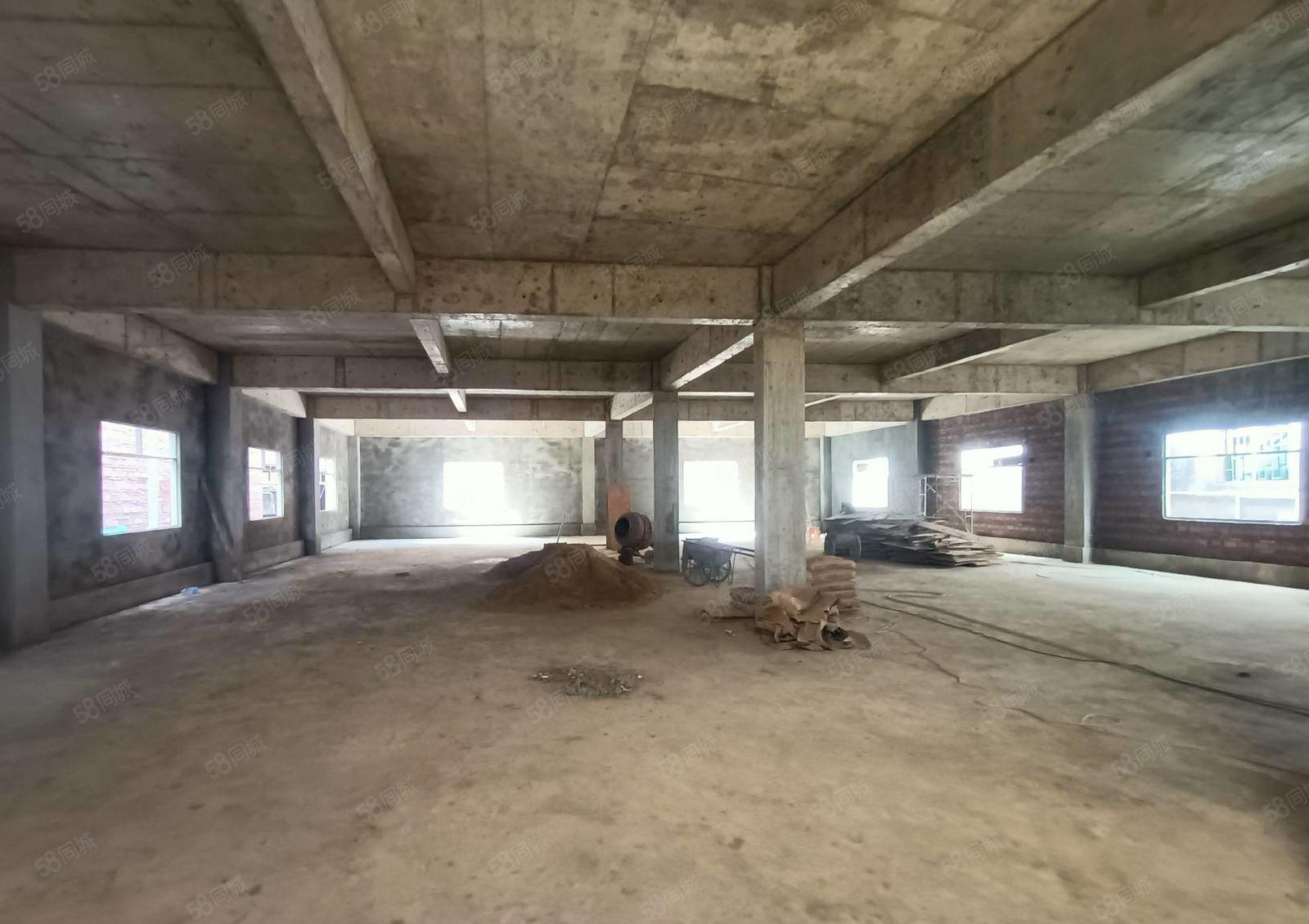 10元江北望江两层楼房1400平方出租，一楼面积800平方