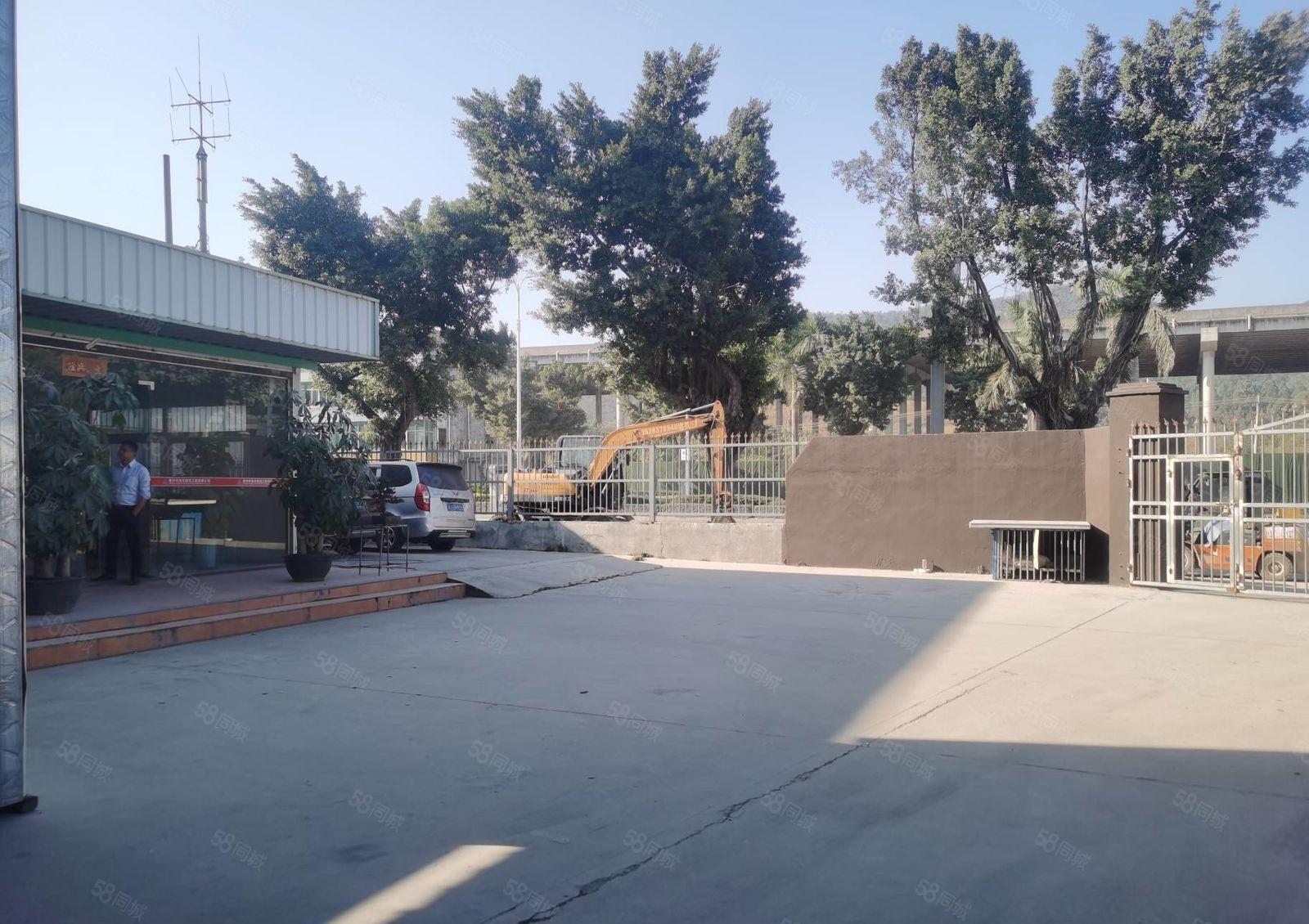 小金口独院厂房，3400平方，4个航车，租金22元