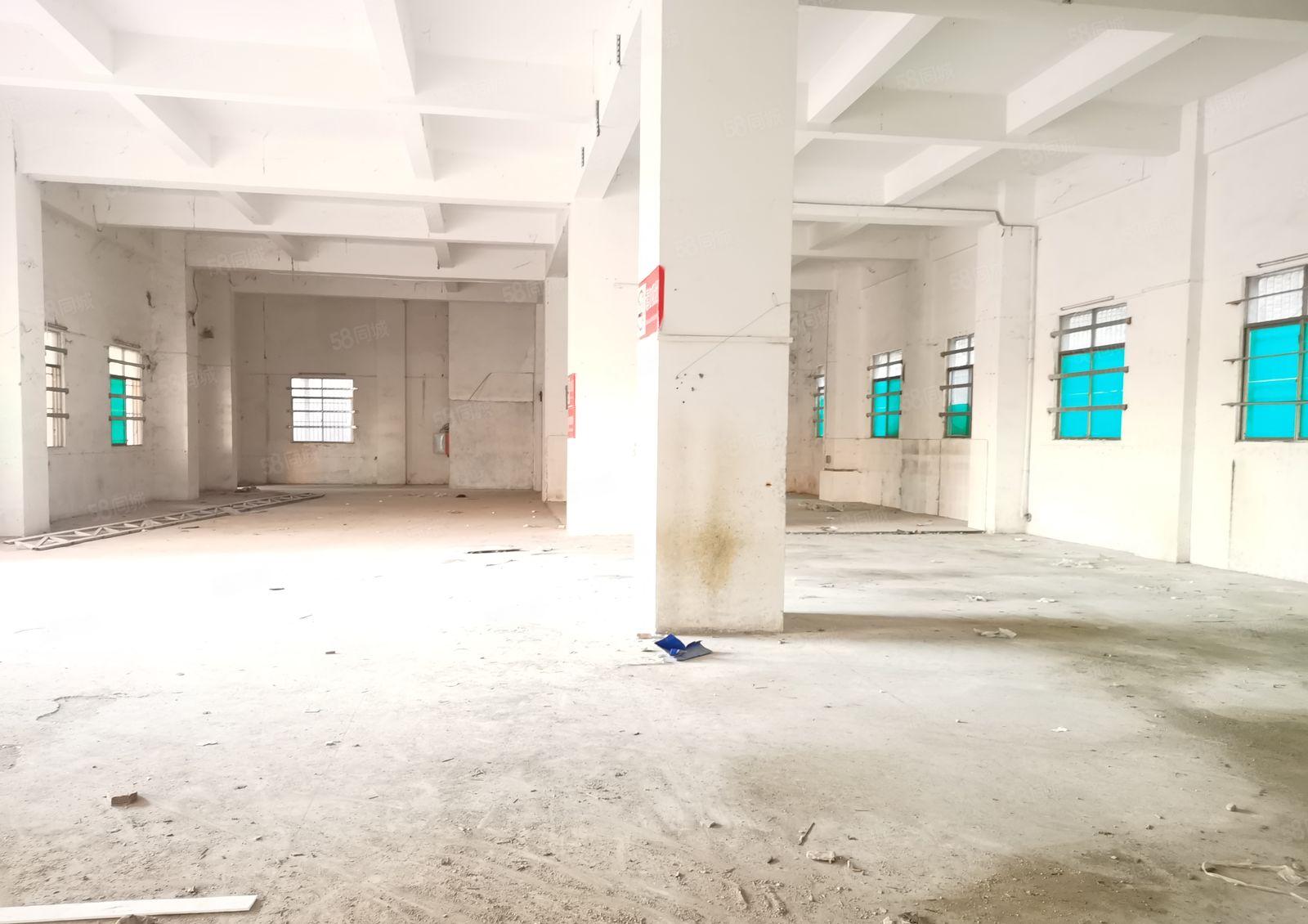 小金口柏岗业主直租独院三层厂房3200平米