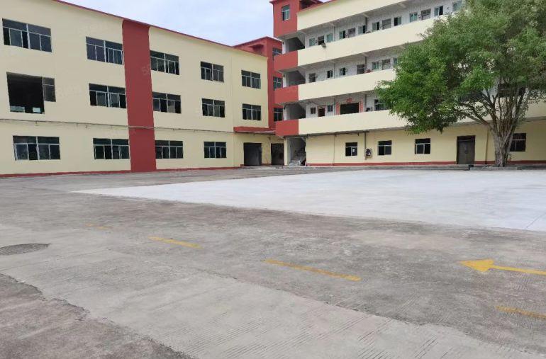 马安楼上2000平方原房东仓库厂房出租500平方起分租