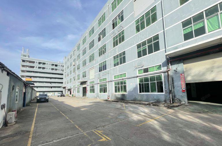 精装修厂房出租马安楼上一层2000平方每平方6元