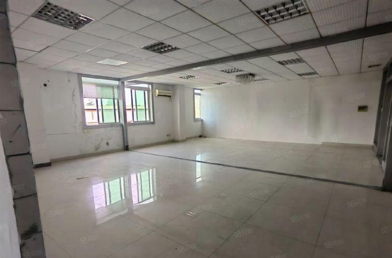 惠城区河南岸800平低价精装修厂房出租超大空地实际面积出租