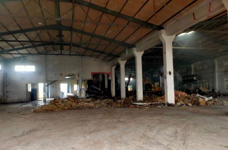 小金口原房东实际面积低价出租滴水8米国道边上适合各行业带行车