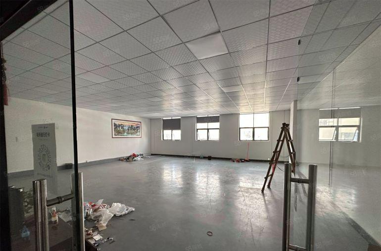 一二楼3000平方厂房带装修低价出租可分租原房东