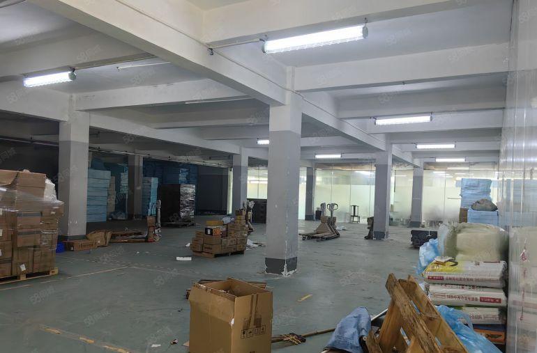 小金口独院2层800平厂房出租，有货梯，独门独院