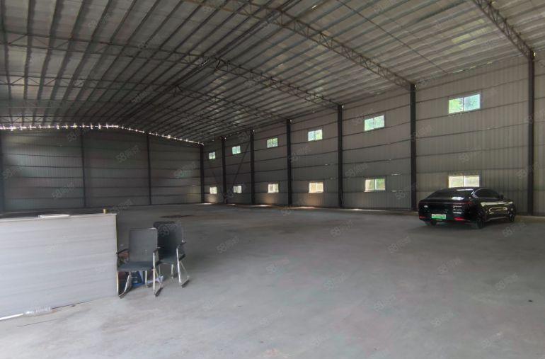 水口山沟沟钢构1200平可进拖头滴水8米空地大行业不限