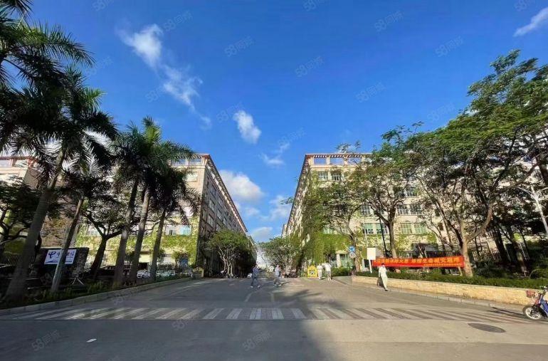 数码城一楼2000平有现成精装修办公室 厂房出租家具水电齐全