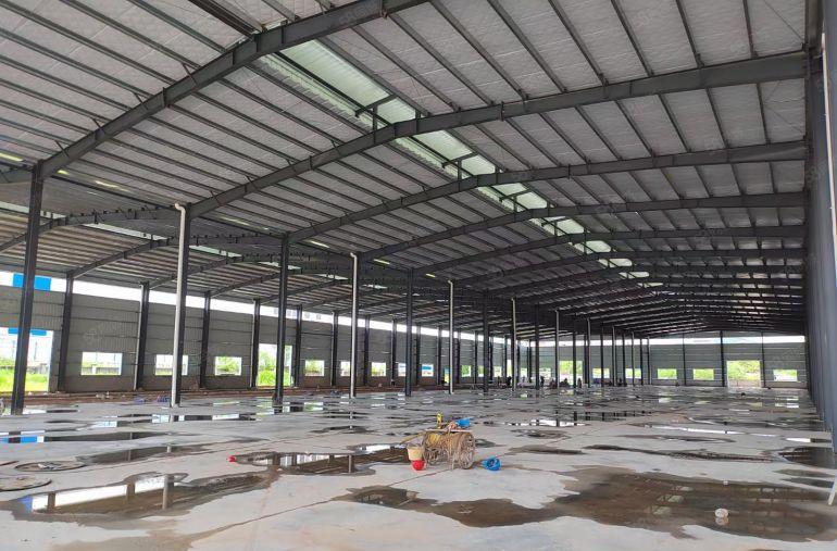 惠州惠城区中心适合做汽车美容，4s 店。体育的一楼钢结构厂房